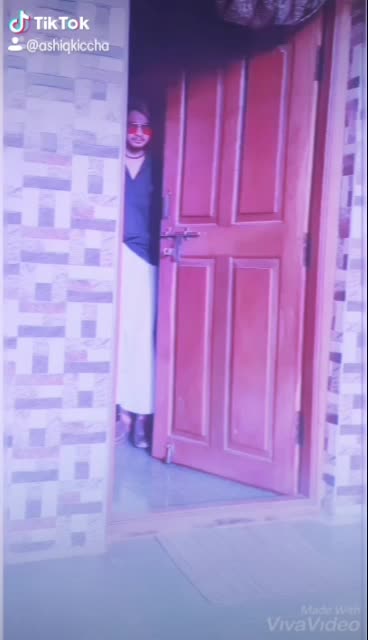 @Locky_👑 Boy Ashiq.