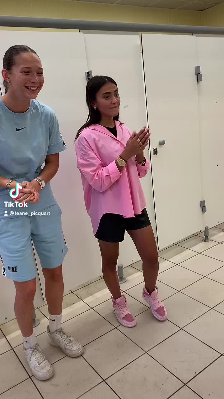 @Léane ⚡️