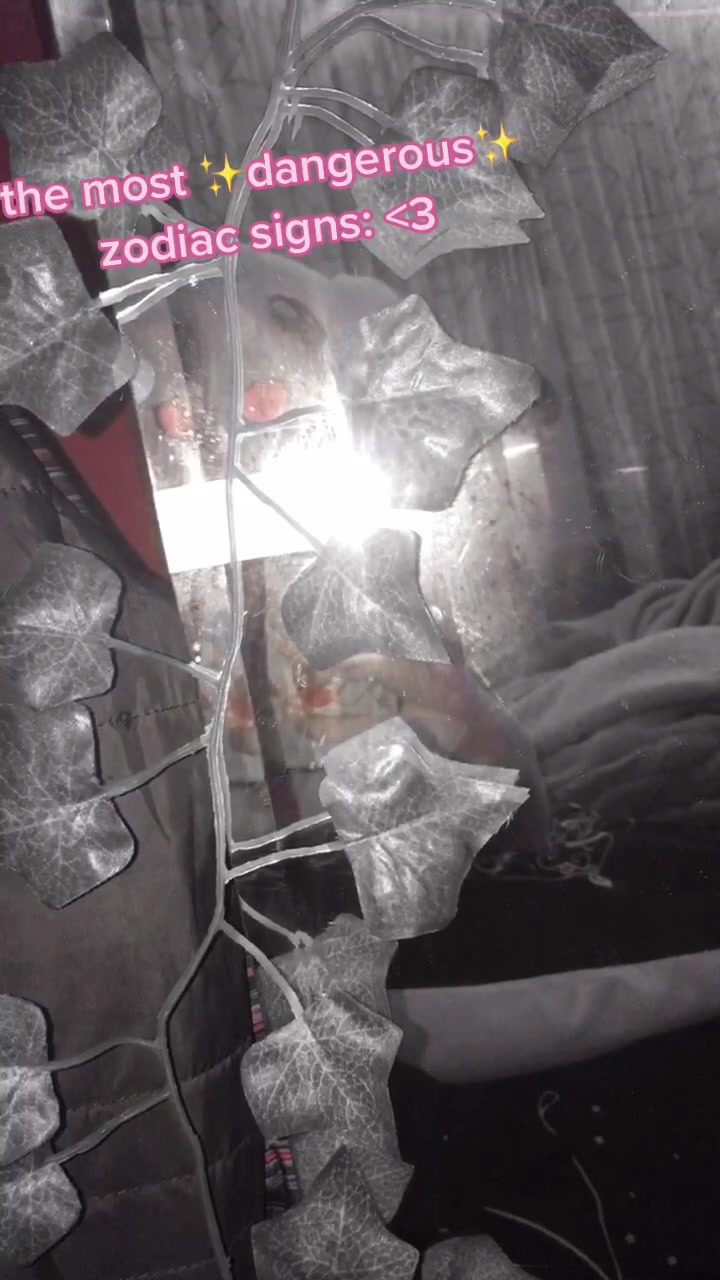 @heyy<33