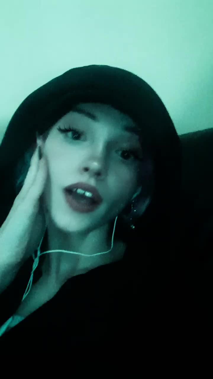 @carisma jean