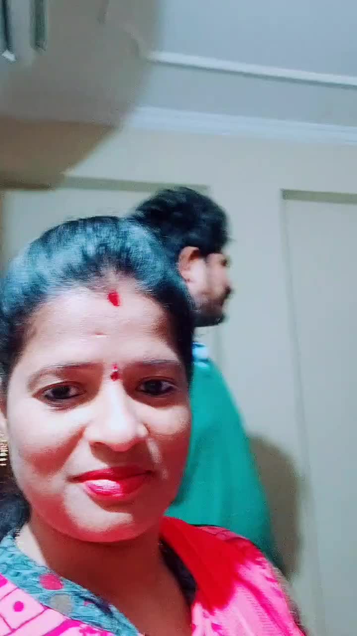 @Siri chowdary