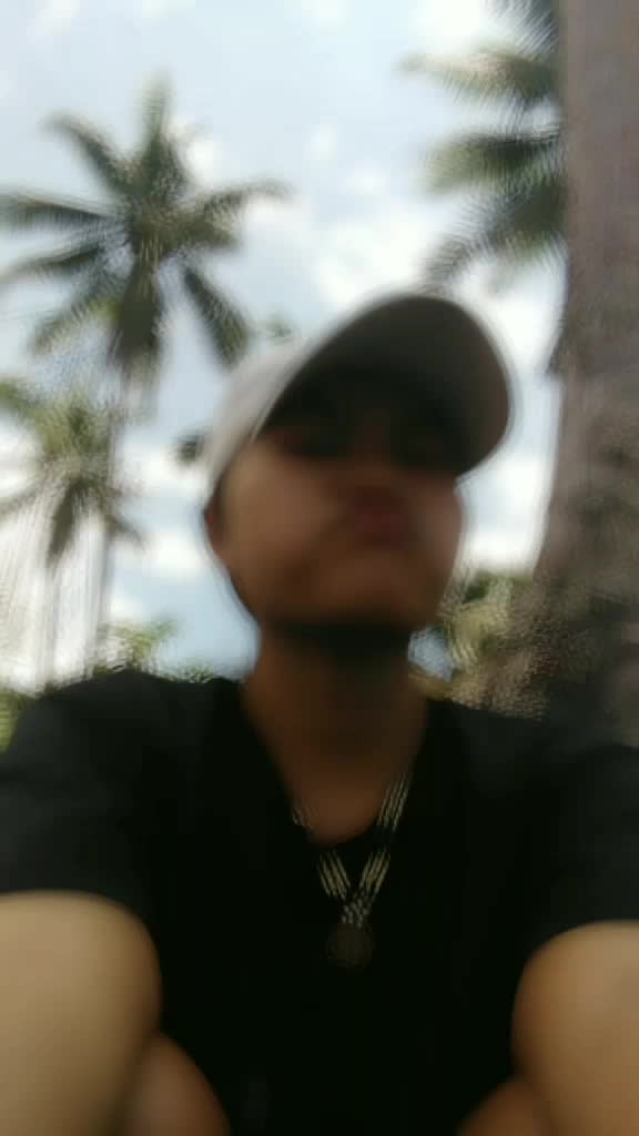 @B°B°Y🖤