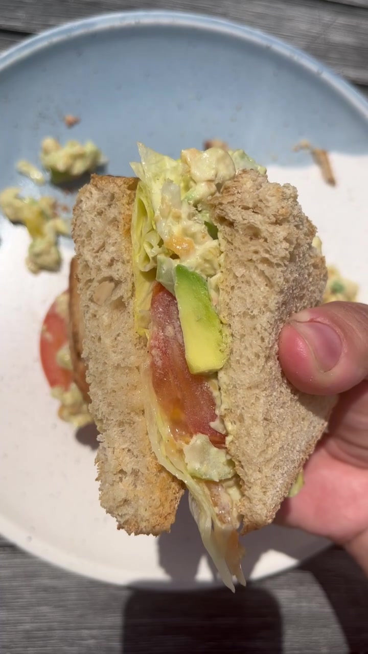 @What.luna.eats