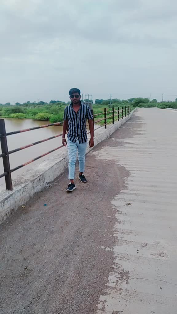 @Mayu makwana (surat)