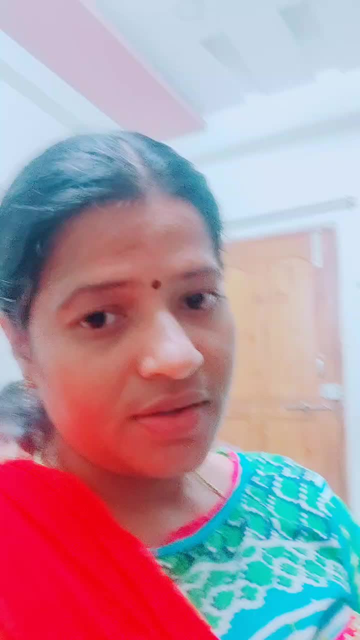 @Siri chowdary