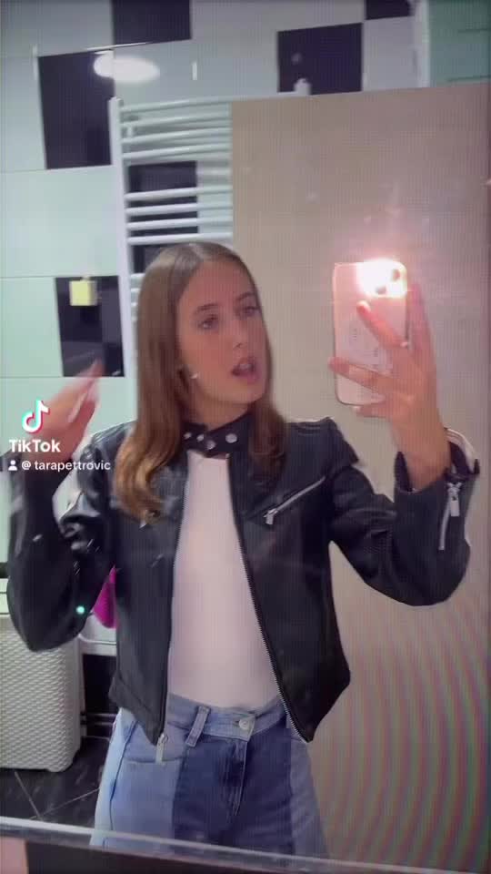 @Невена