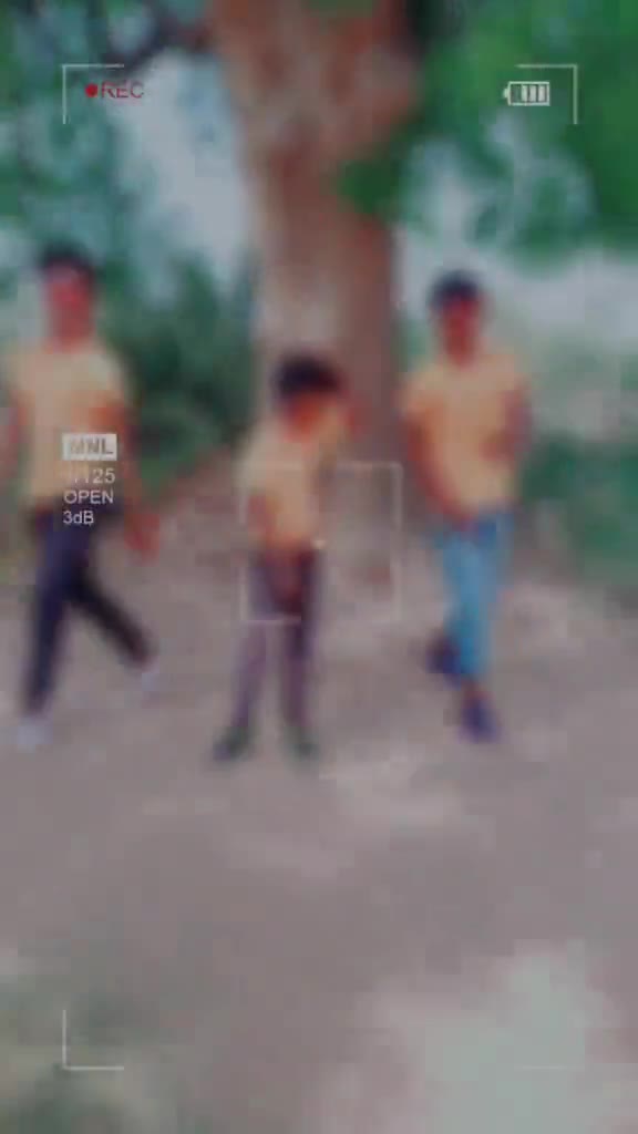 @Akku Dancer😎