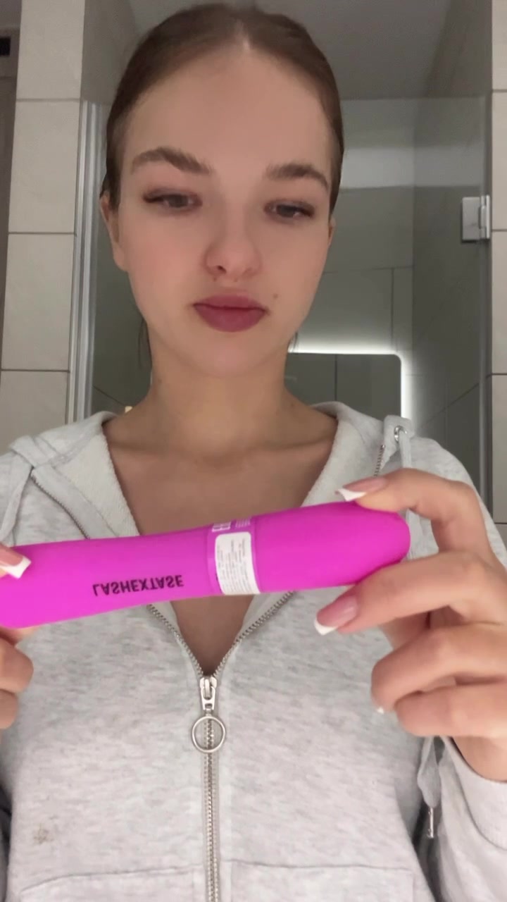@Анастасия 😈