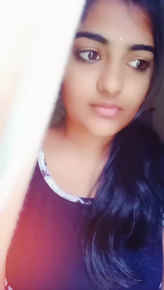 @👑Varsha_Chowdary👑