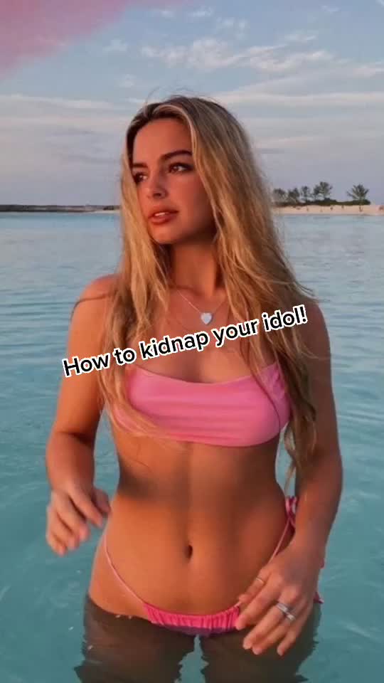 @Sunrae! -🥥🌴🌸-