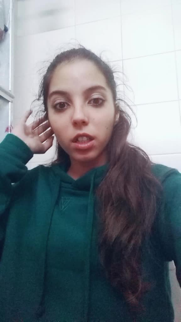 @Taty Frias