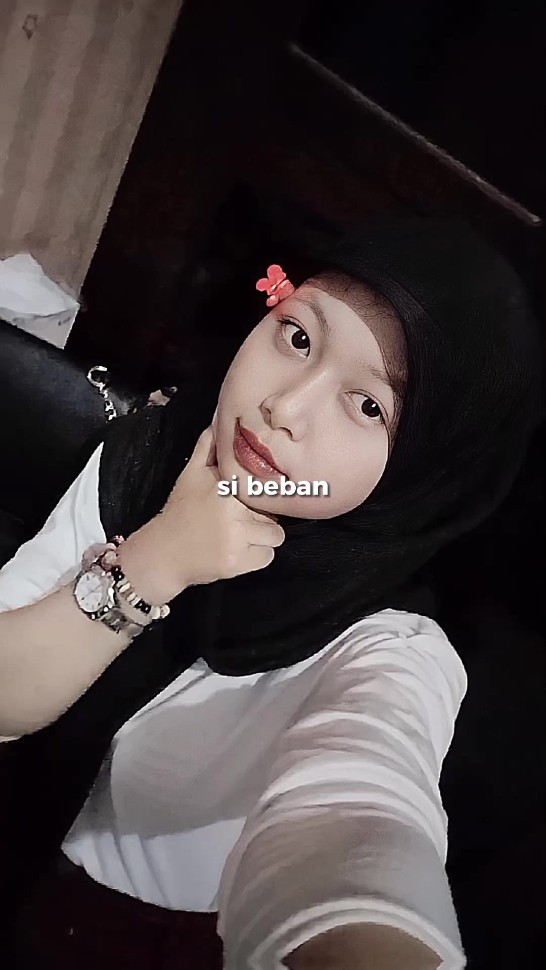 @queentai.