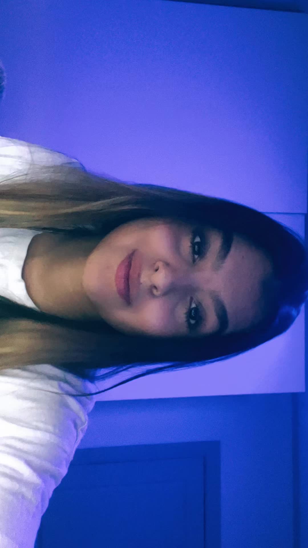 @✨