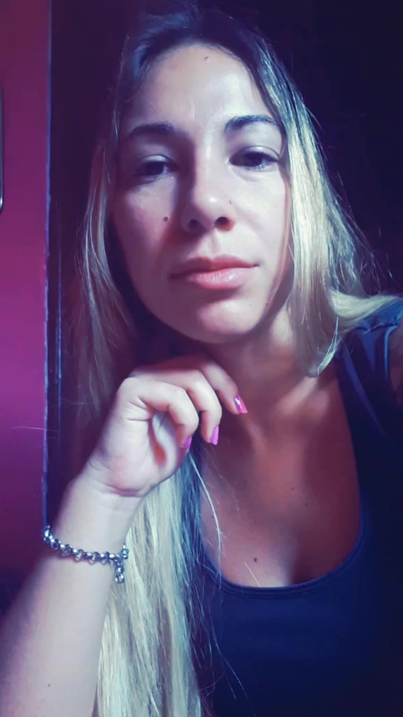 @Claudia Britos