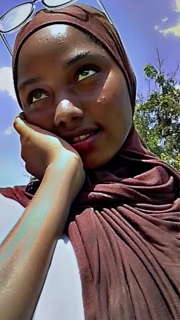 @https://www.tiktok.com/@soniya
