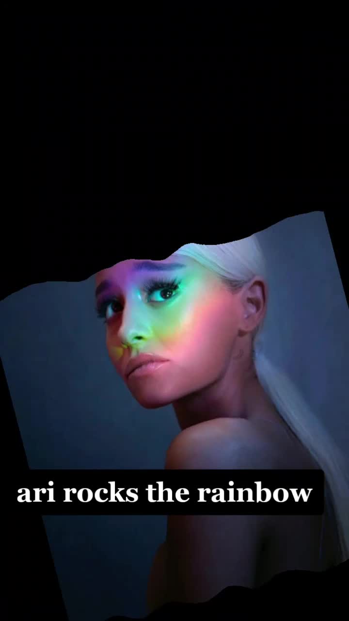 @☁️🖤Ariana🖤☁️