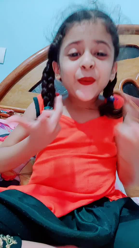 @Sana Khan