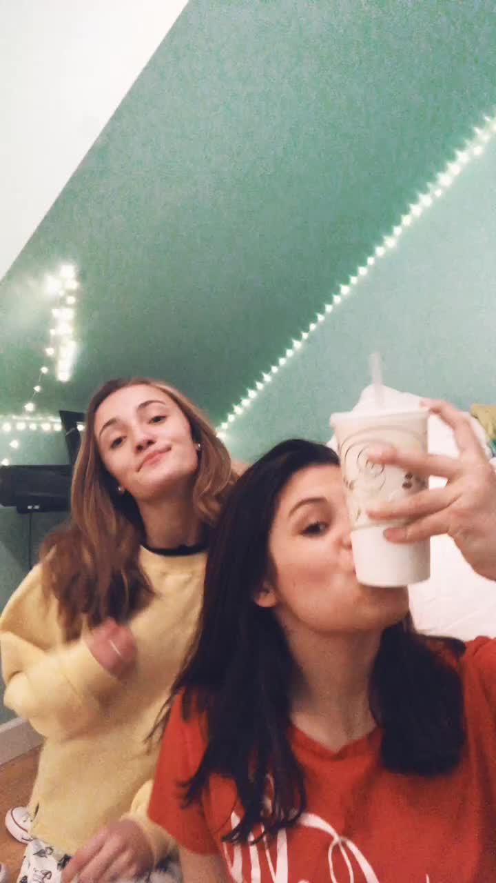 @Sabrina & Charlotte