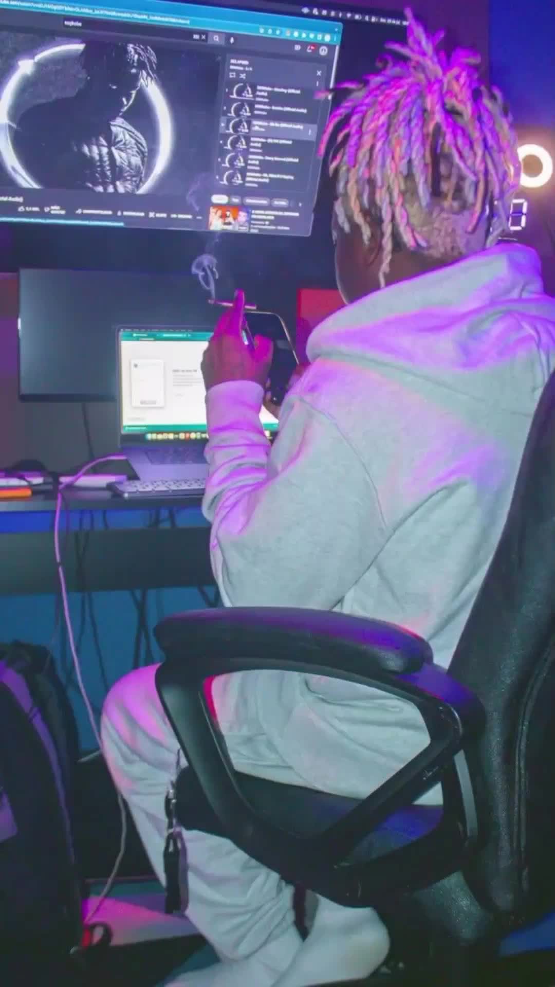 @☯️