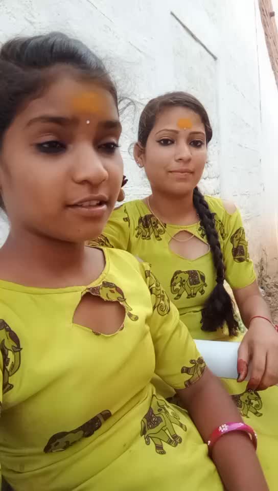 @lovely👑 yadav