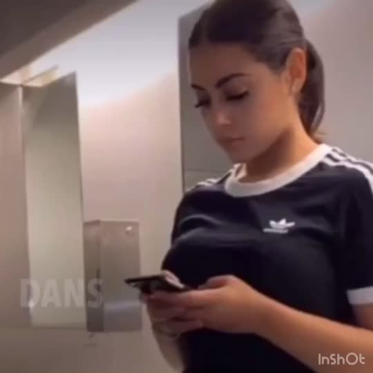 @🤍🙈