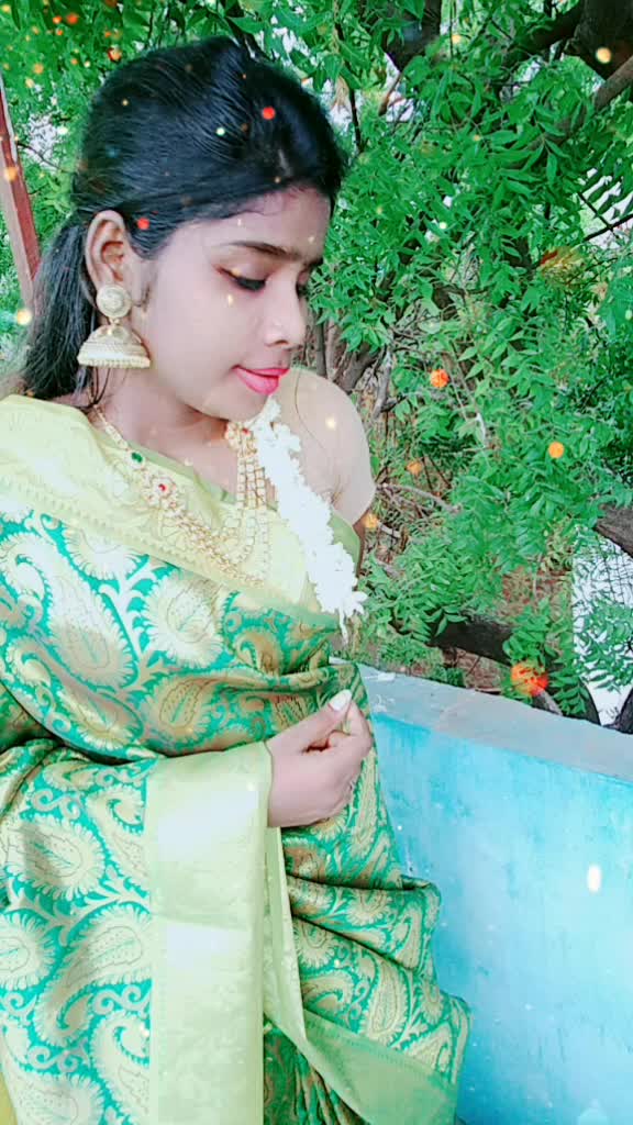 @Divya_DuSkY