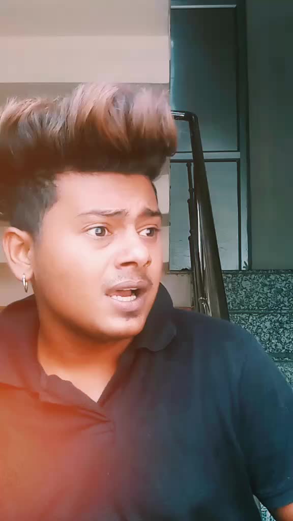 @U D