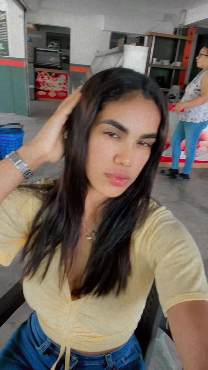 @Nisa 🌴