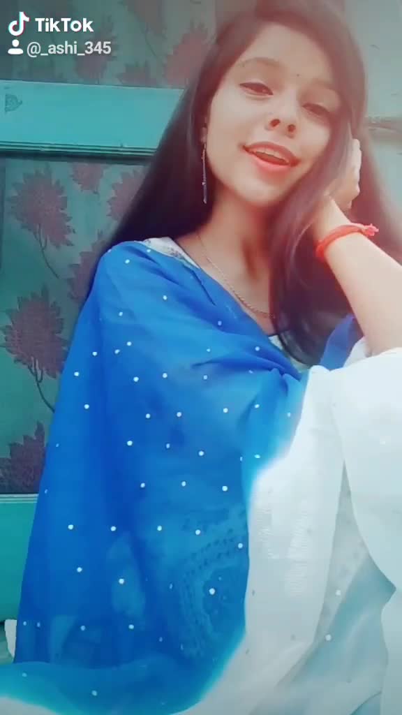 @Aashi💫