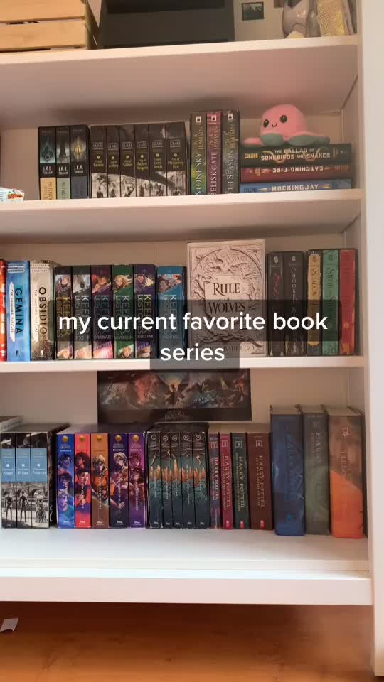 @the.bookish.corner