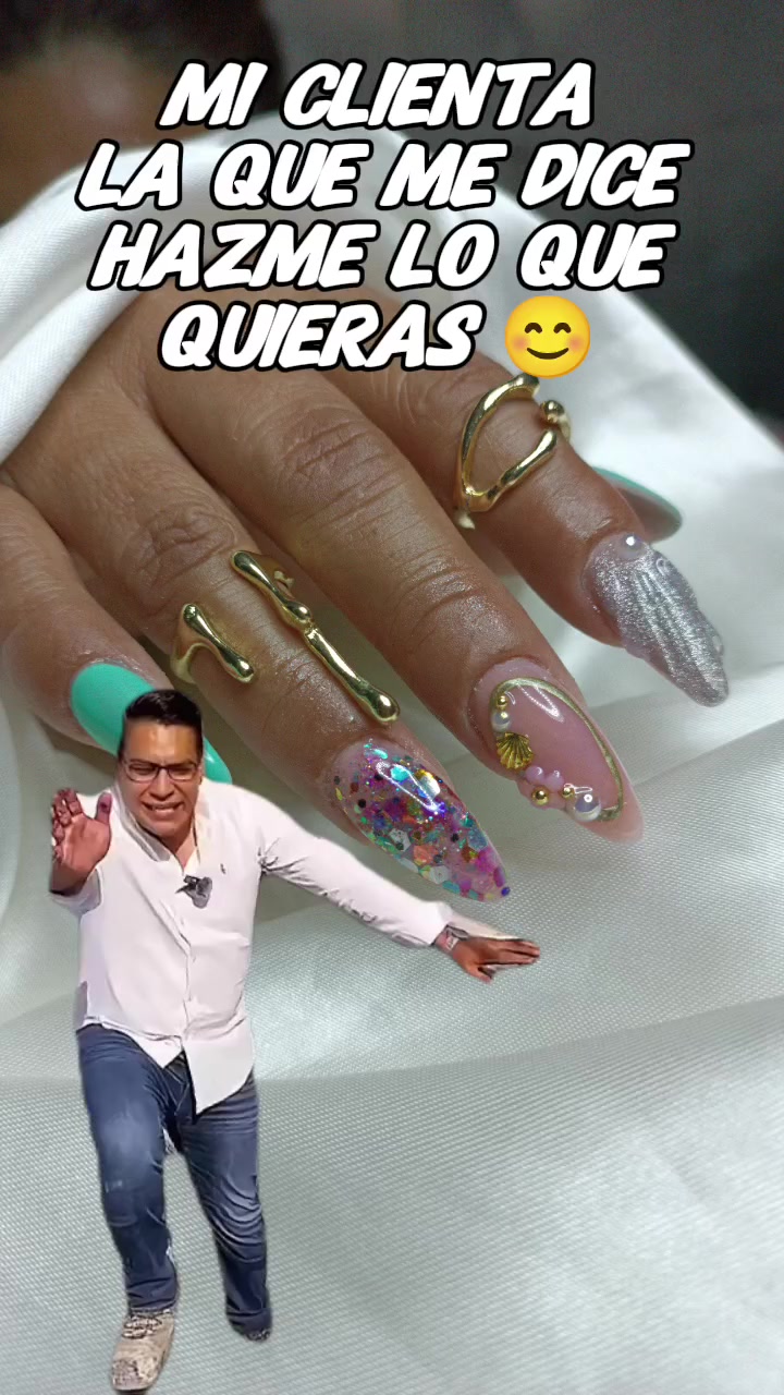 @mahalonails&lashes