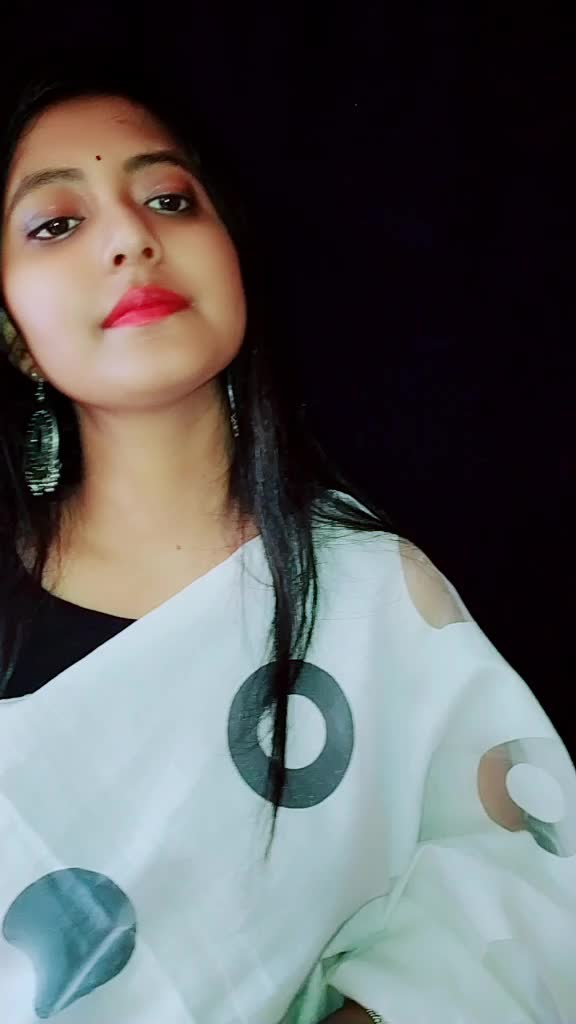 @❣️Eshita Sarkar❣️