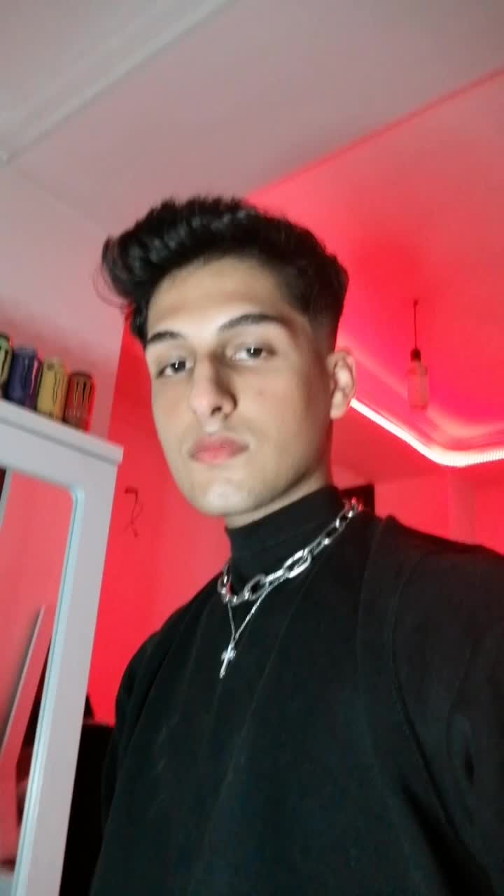 @Poyame