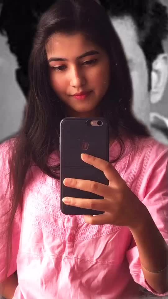 @Heartika Singh 👑♥️