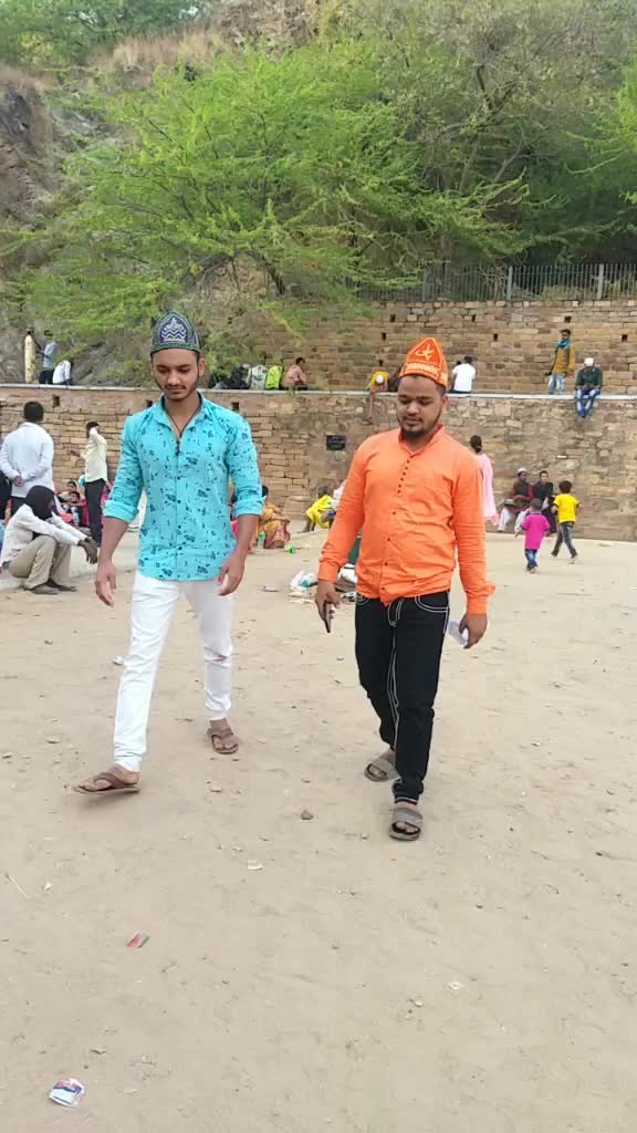 @moin khan
