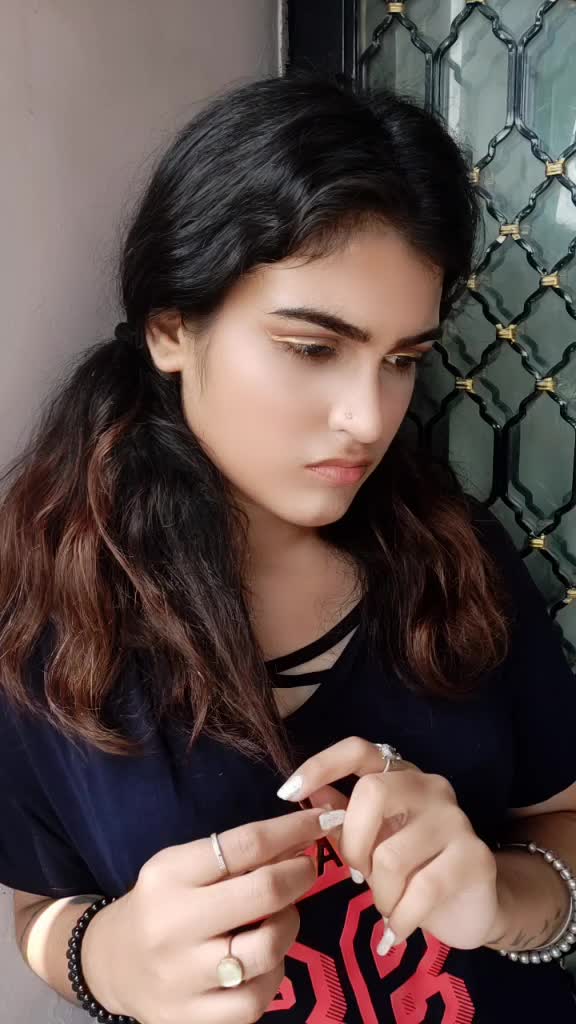 @Simran Lulla👑💞