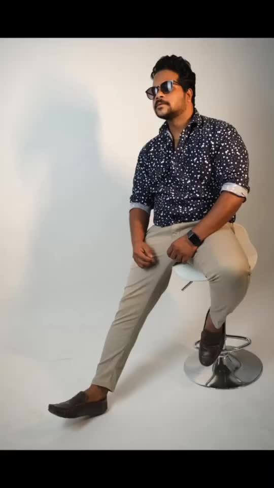 @RATNAM MUDHIRAJ