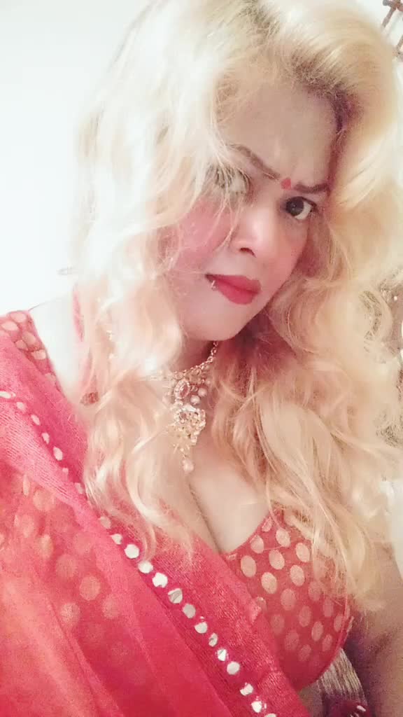 @Desi Queen❤️𝓑𝓜 ❤️