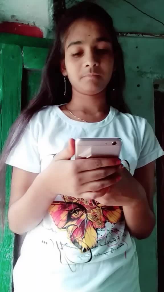 @Akhi😘ishu