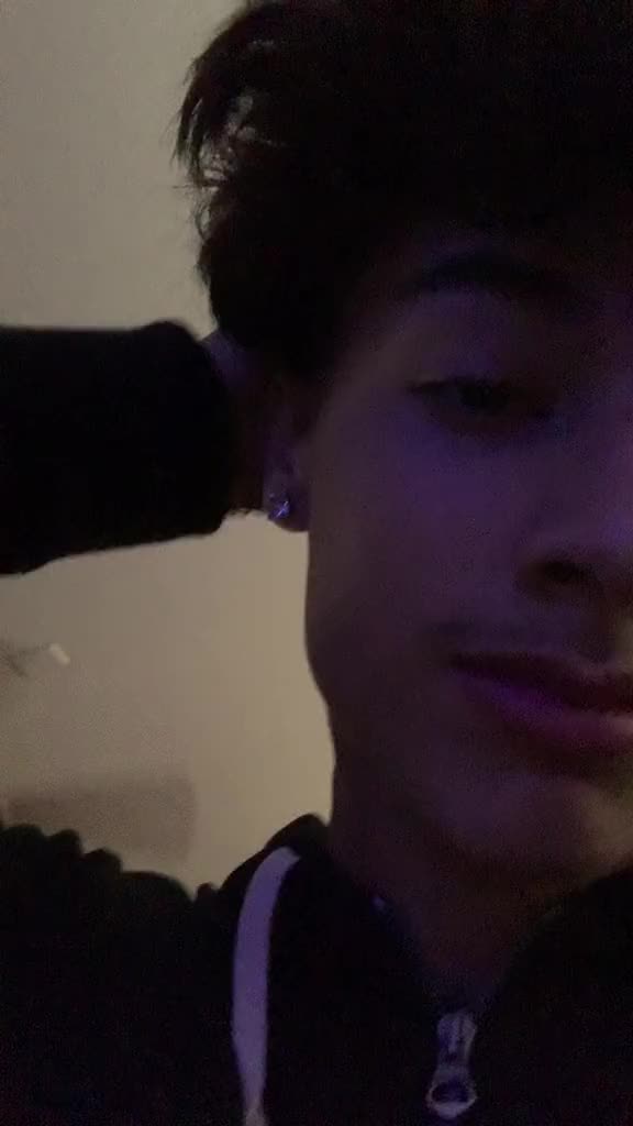@yallaintfindalex