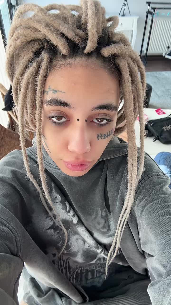 @sukableadnahui