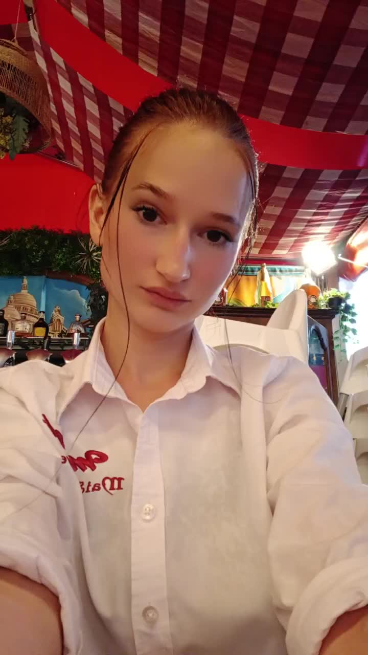 @KARINA