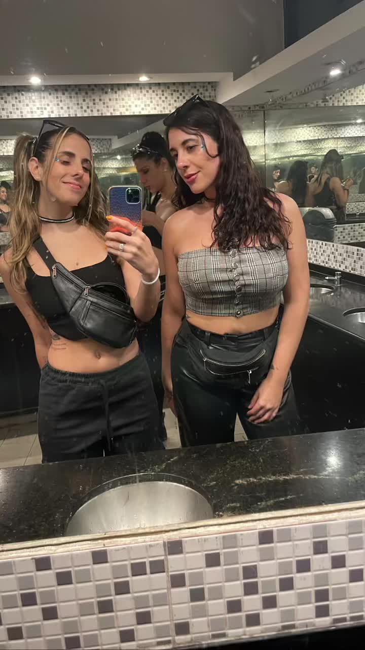@Hana 🍀⛓️