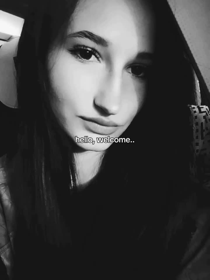 @KARINA