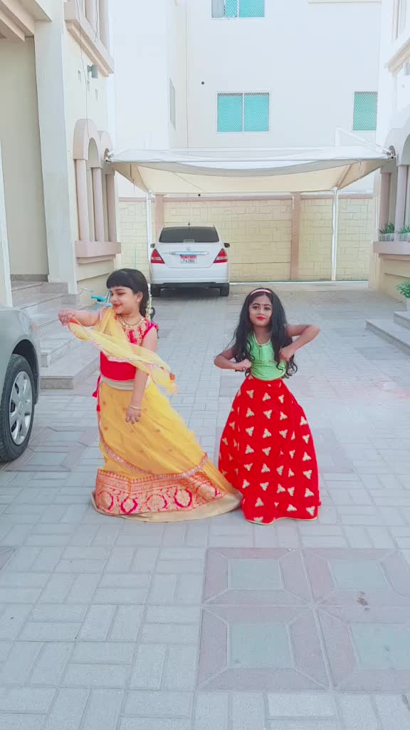 @varsini_karthik