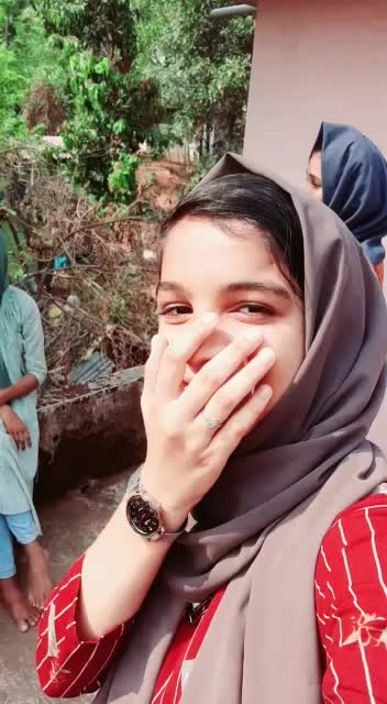 @nidha__sherin_