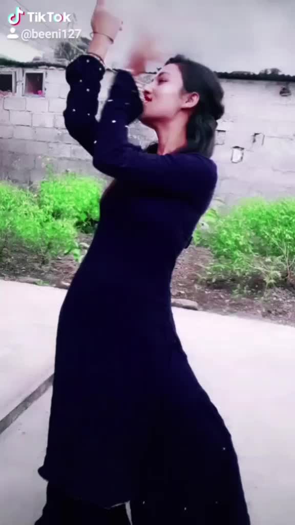 @beeni8
