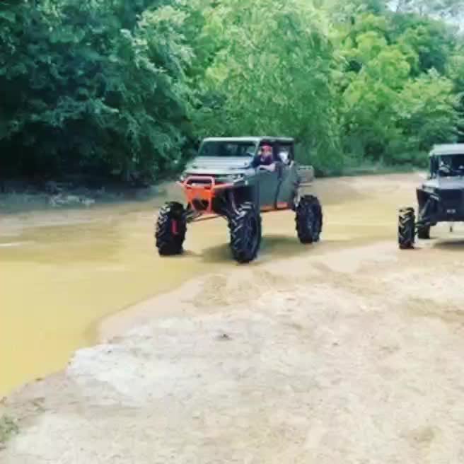 @team mud crew