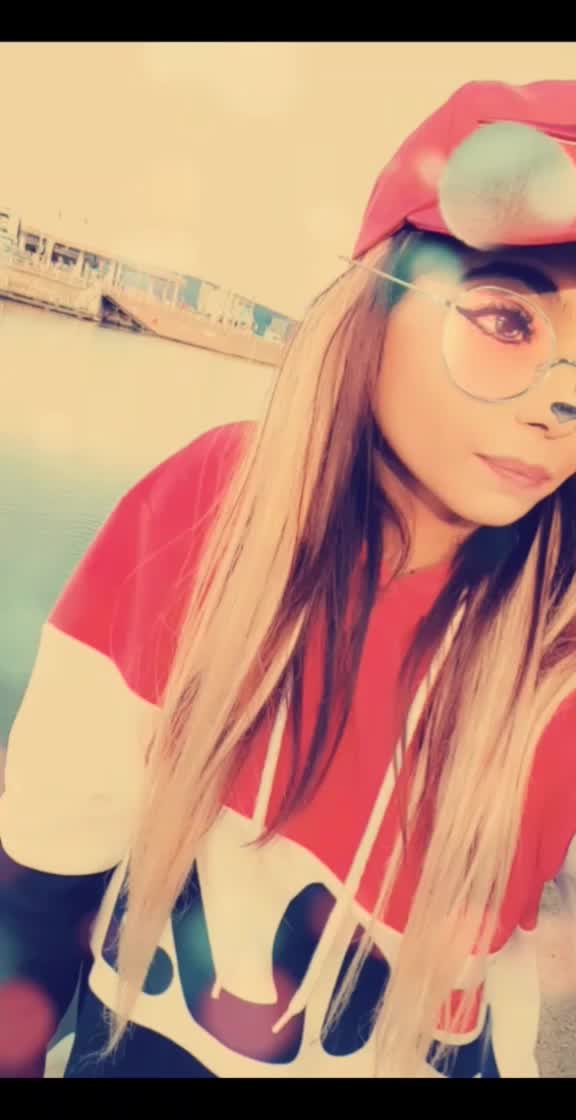 @ayca akkaya😋😎
