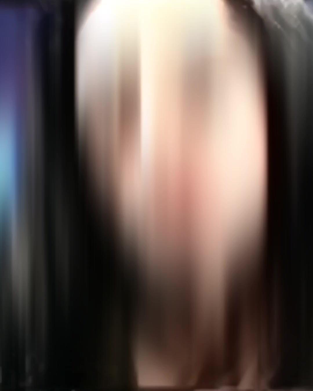 @⊝